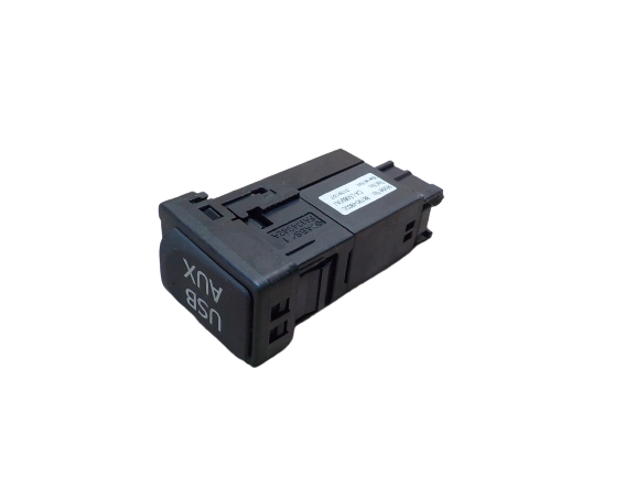 8619048030 Toyota LandCruiser 200 Series VDJ Usb Port Stereo Jack Adapter Aux Genuine