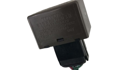8198006030 Hilux TGN36 TGN26 TGN16 TGN15 Flasher Blinker Turn Indicator Relay Genuine